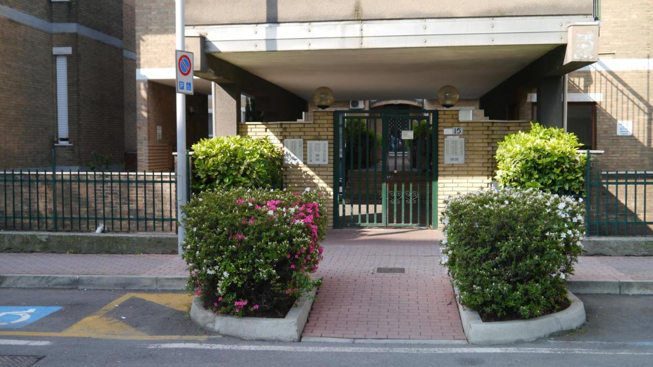 La Casa Di Dario Apartment Pero Ngoại thất bức ảnh