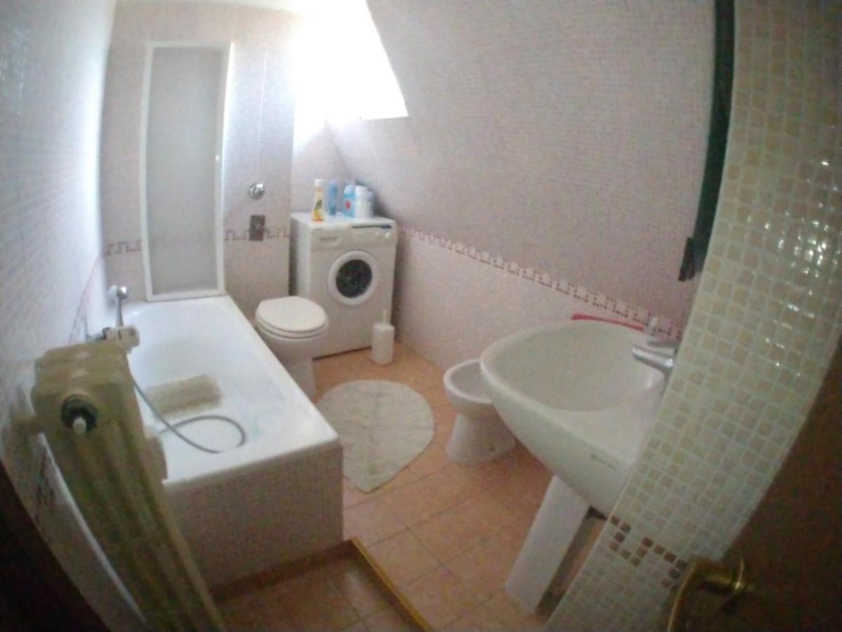 La Casa Di Dario Apartment Pero Ngoại thất bức ảnh