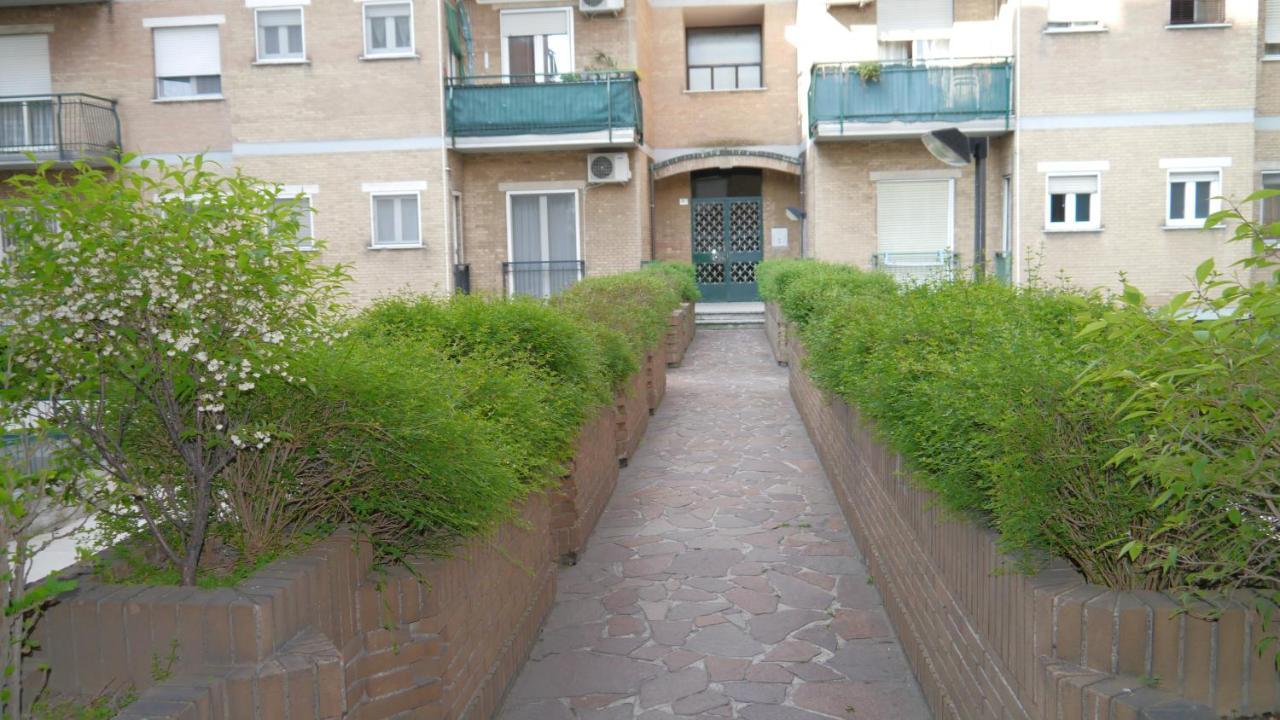 La Casa Di Dario Apartment Pero Ngoại thất bức ảnh